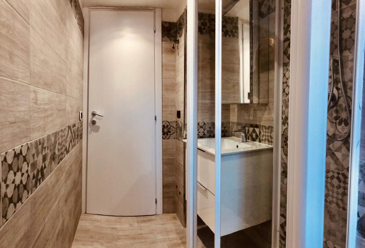 Heart Of Rome Vatican Deluxe New Apartment 1Gb Wifi ภายนอก รูปภาพ